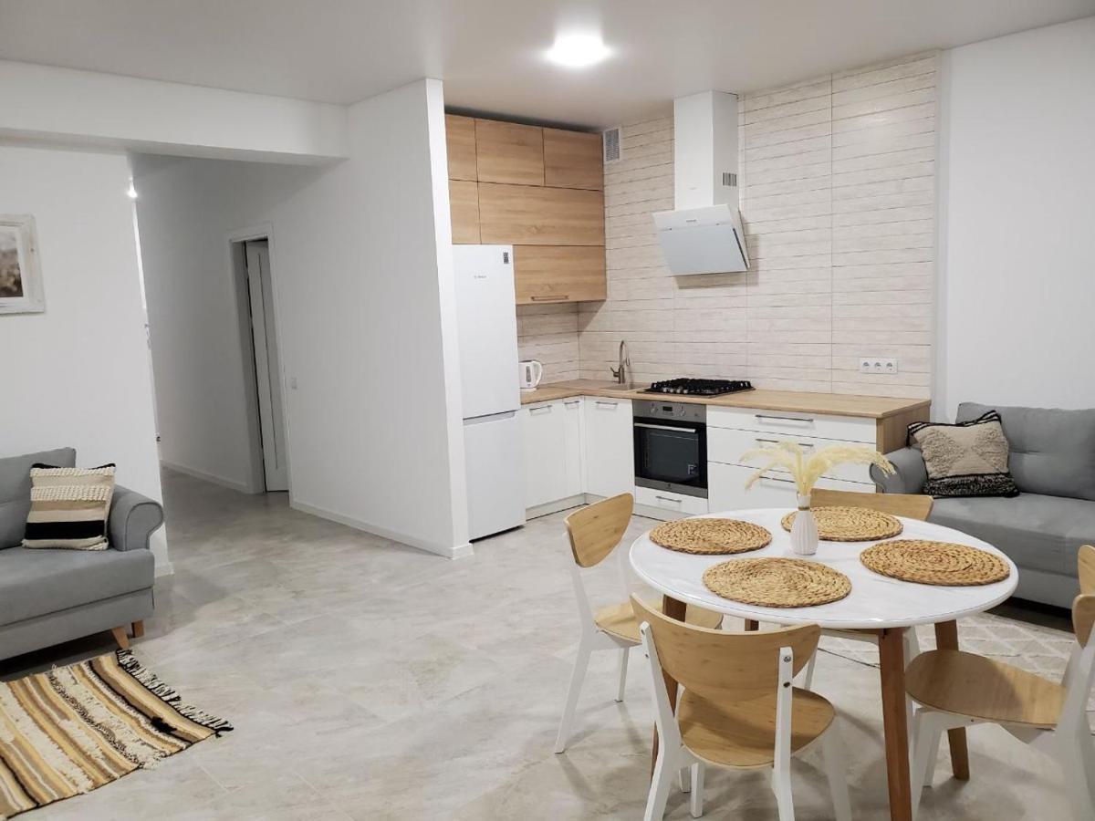 Vinna Просторі Апартаменти В Новобудові. Ternopil Exterior foto